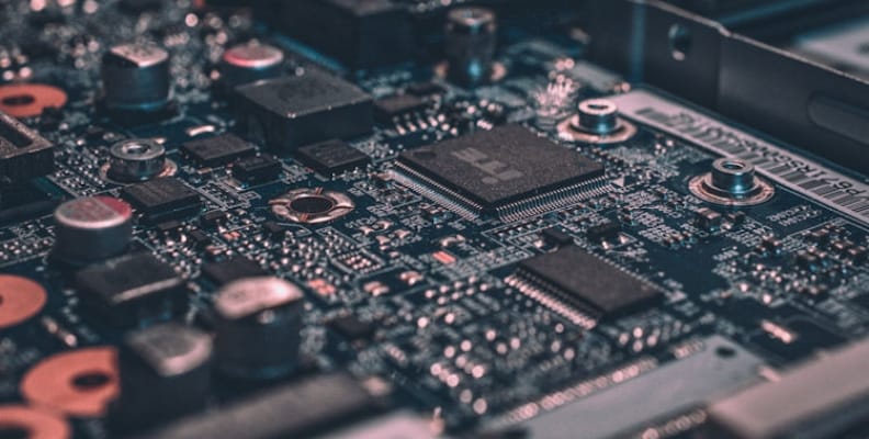 HMRC making the right connections